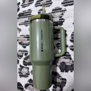 Stanley x Starbucks collab 40oz. Green Tumbler!